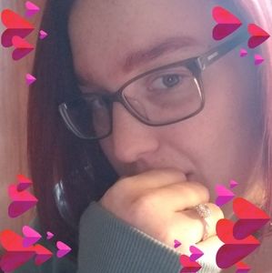 Meet your Posher, Allyson